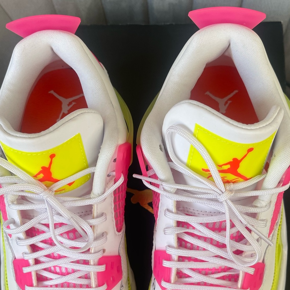 JORDAN 4 RETRO WHITE LEMON PINK - Picture 8 of 12